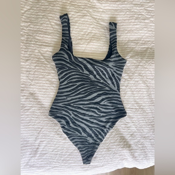 PERSEPHONE one piece swimsuit MARA HOFFMAN - Animal print, full coverage✨✨✨ - Picture 8 of 11